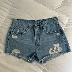 Women’s - Levi’s 501 Distressed Denim Shorts - Size 30